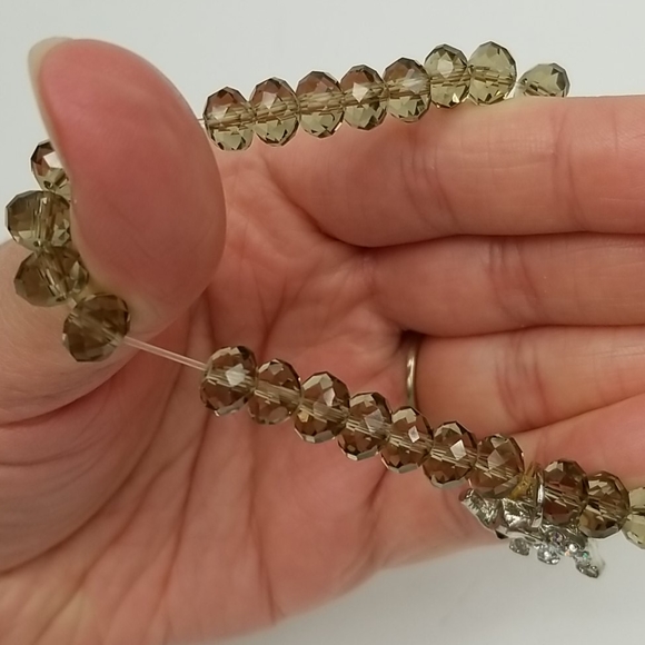 Elephant Stretch Beaded Bracelet - Picture 5 of 5